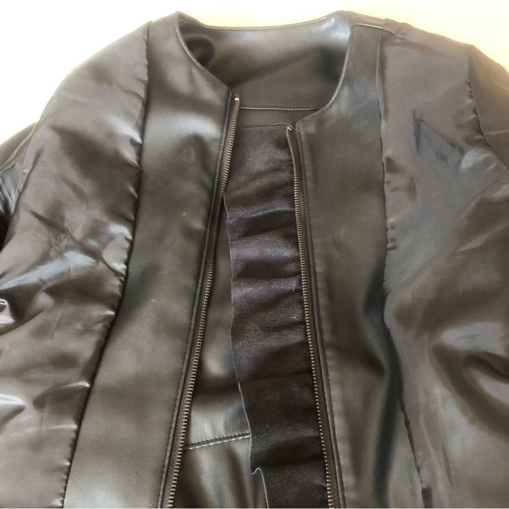 ZARA Basic Outerwear Black Front Ruffle Detail Faux LeatherJacket Medium - Picture 6 of 8